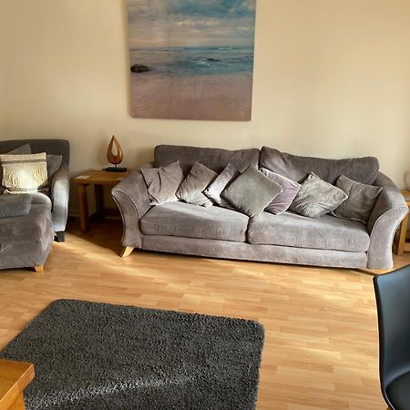 River Courtyard Apartment In The Heart Of Stneots Saint Neots Eksteriør billede