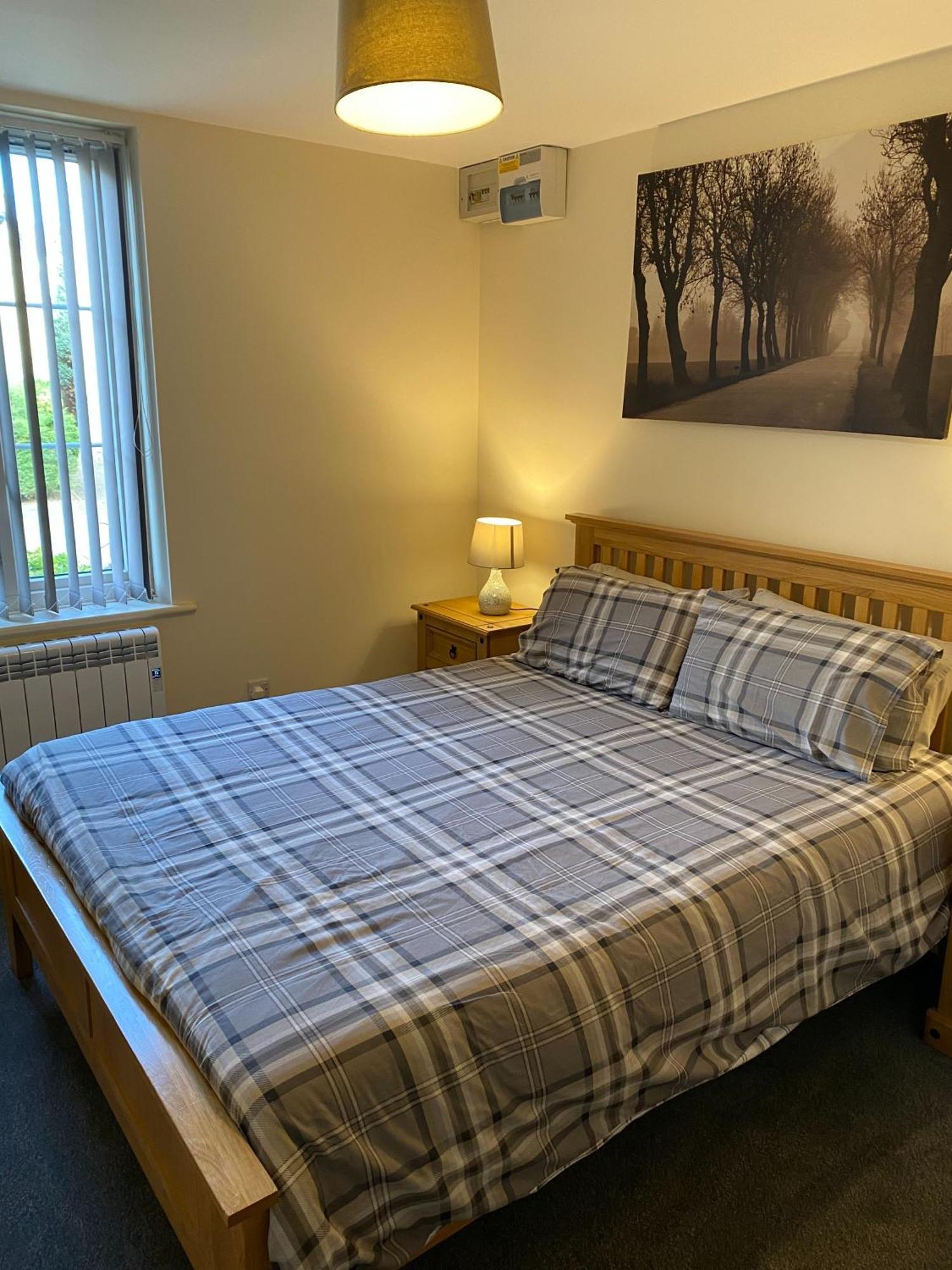 River Courtyard Apartment In The Heart Of Stneots Saint Neots Eksteriør billede