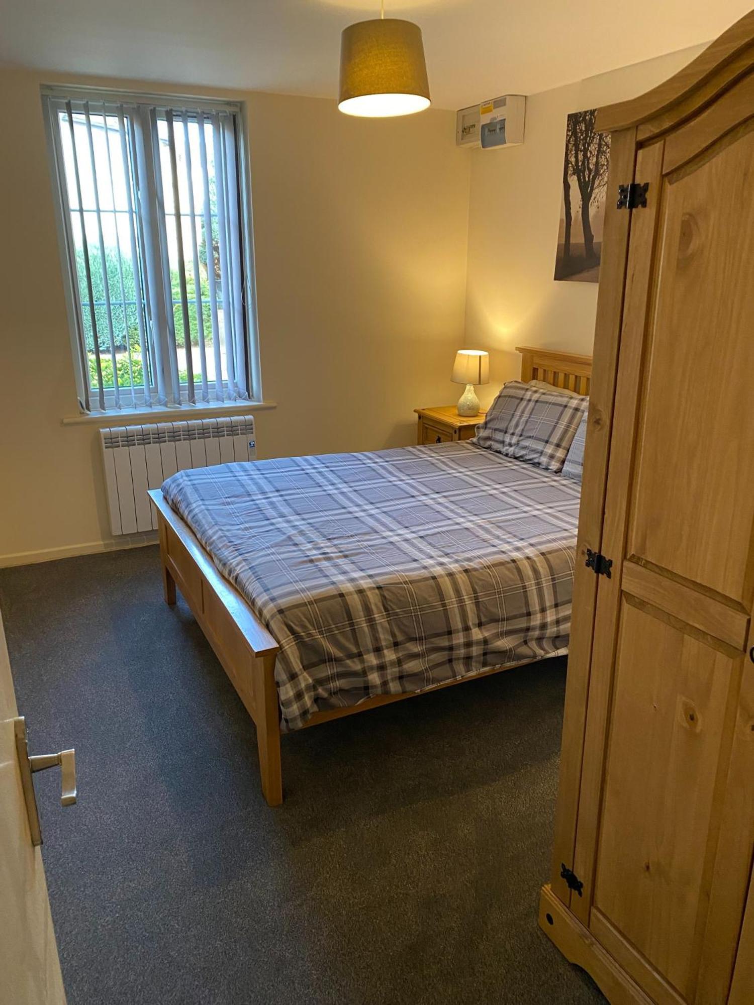 River Courtyard Apartment In The Heart Of Stneots Saint Neots Eksteriør billede